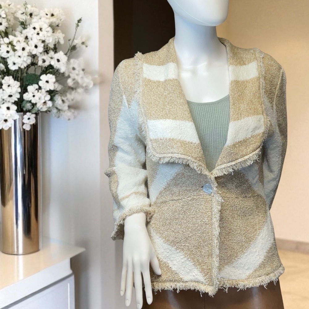 Chico's Size Small Women's Beige White Fringe Trim Cardigan Sweater Coat NWT